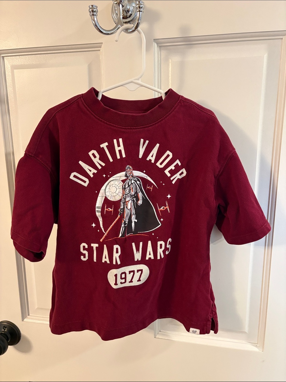 GAP Darth Vader Star Wars Tee - Burgundy & White
